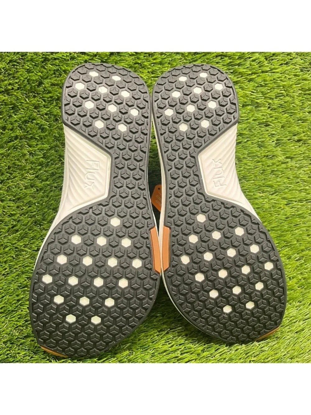 Flux Footwear Adapt Graphene RR White Womens Size 8 Athletic Shoes Sneakers